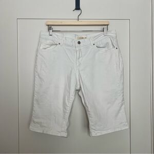 Levi's White Women's Bermuda Shorts